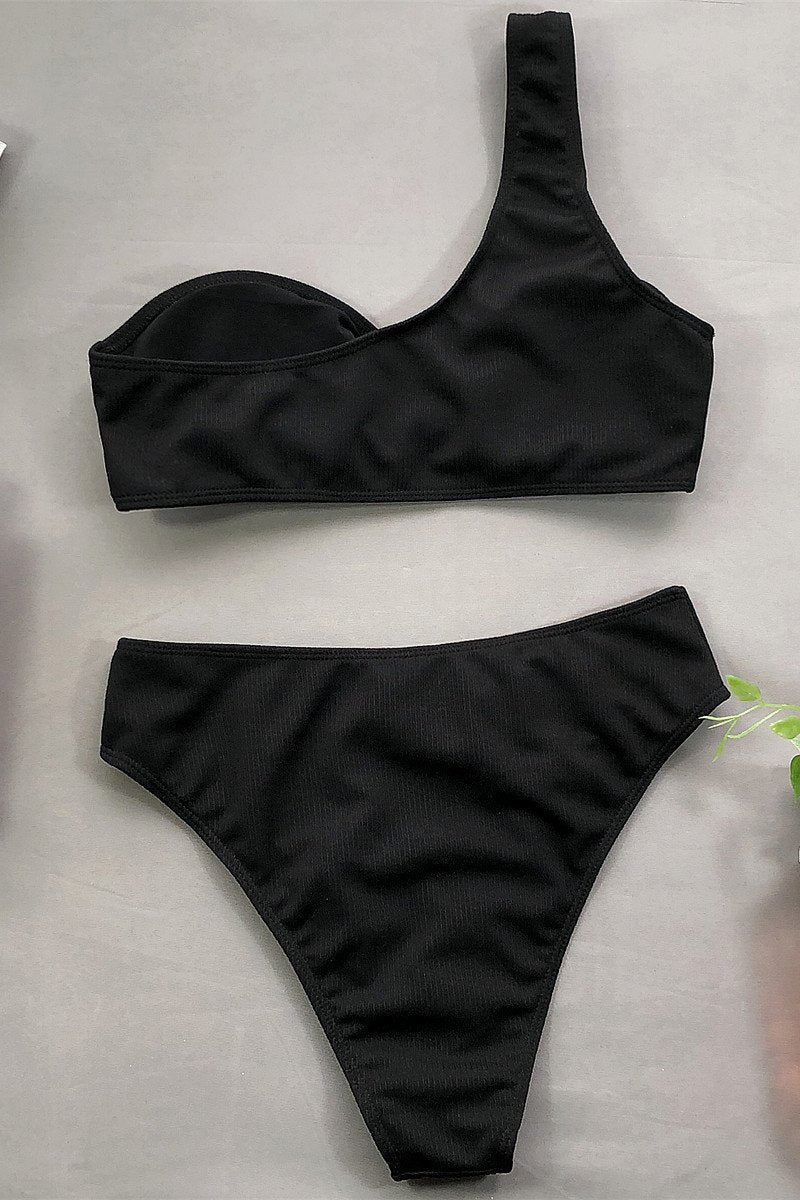 Ulyra | Asymmetrischer Bikini mit hoher Taille