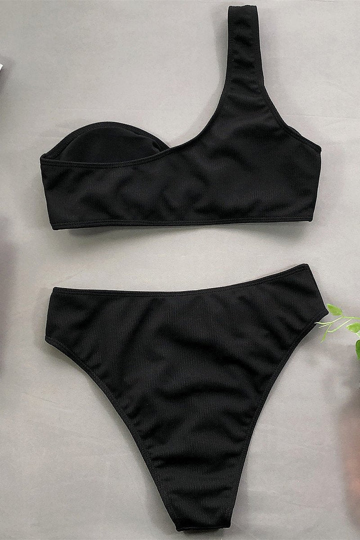 Ulyra | Asymmetrischer Bikini mit hoher Taille