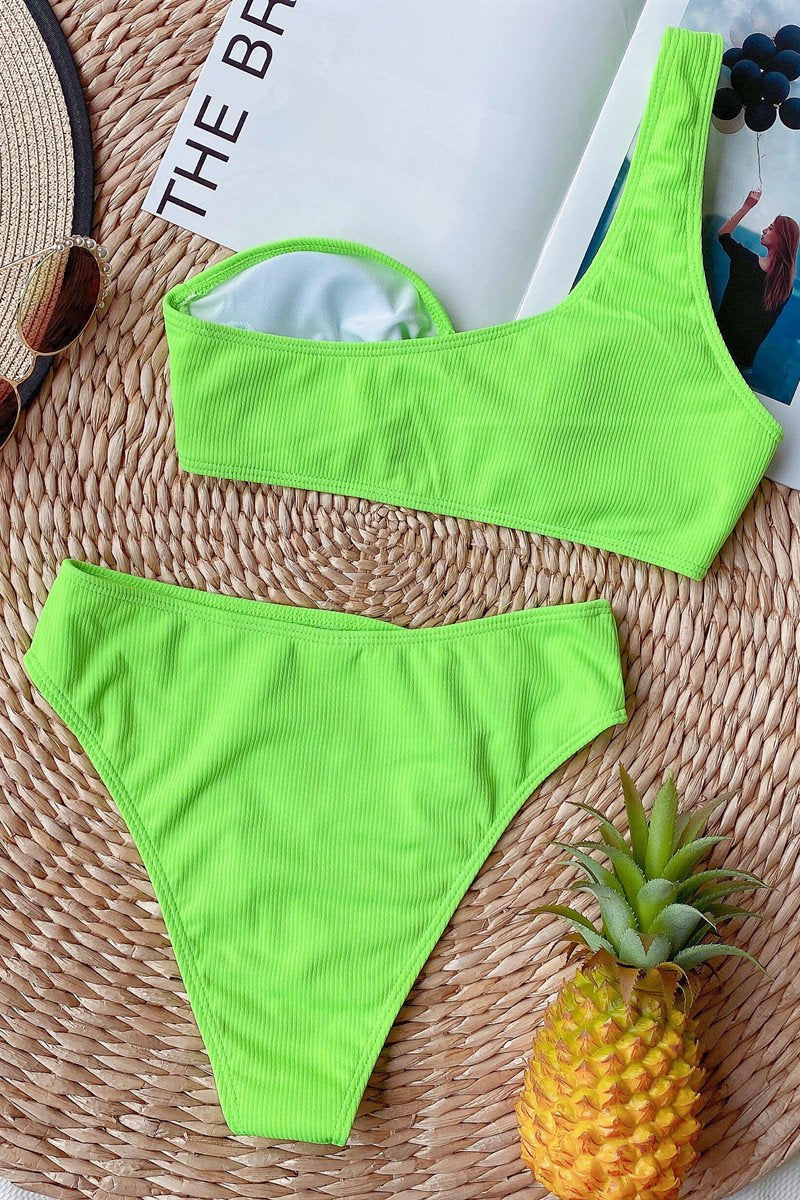 Ulyra | Asymmetrischer Bikini mit hoher Taille