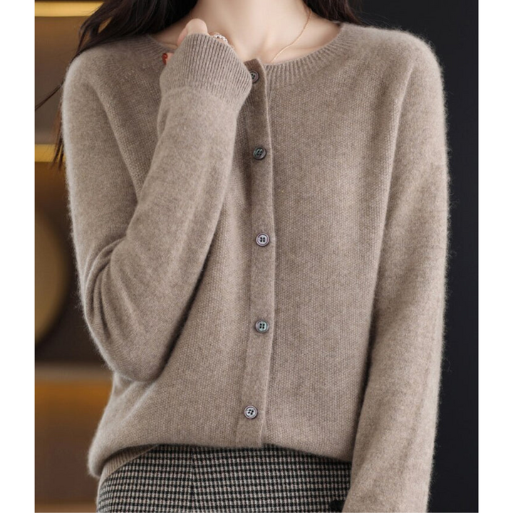 Abigail | Wolle Damen Strickjacke mit O-Ausschnitt