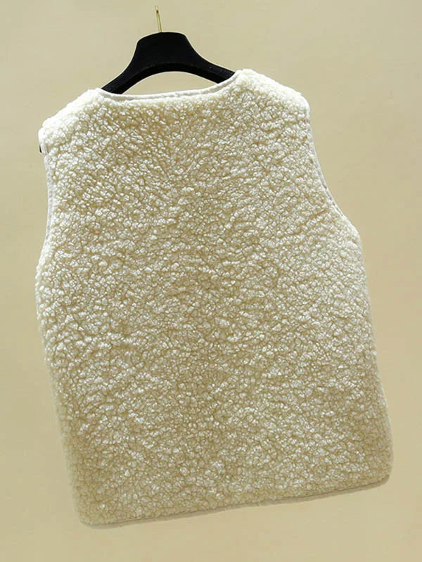 Cornelia | Warme ärmellose Strickjacke aus Lammwolle für Frauen