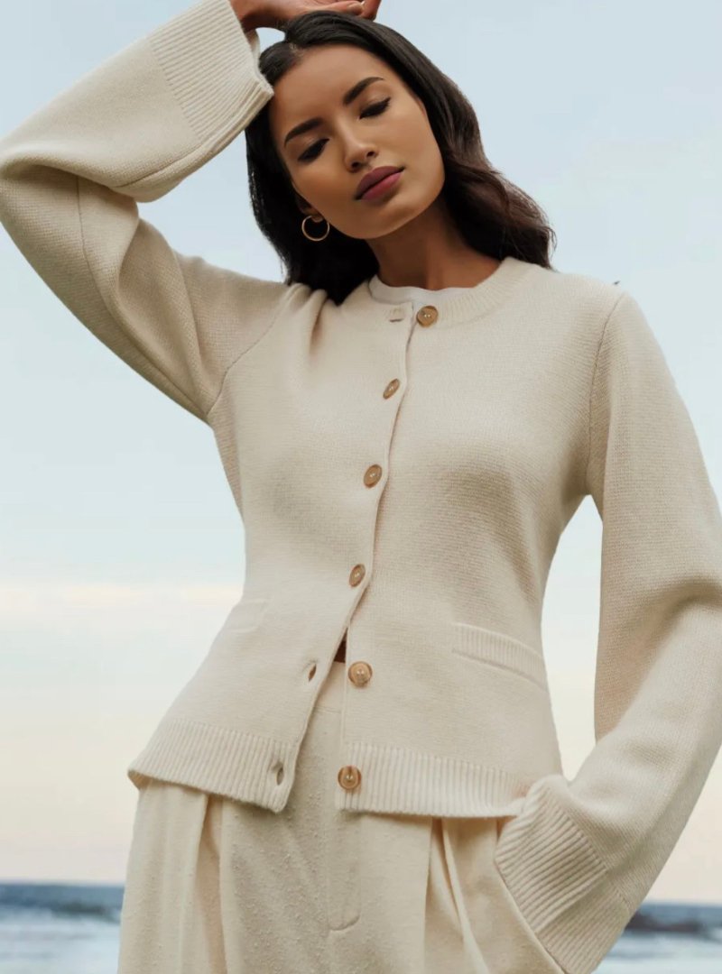 Gen | Weiche Strickjacke mit Knöpfen