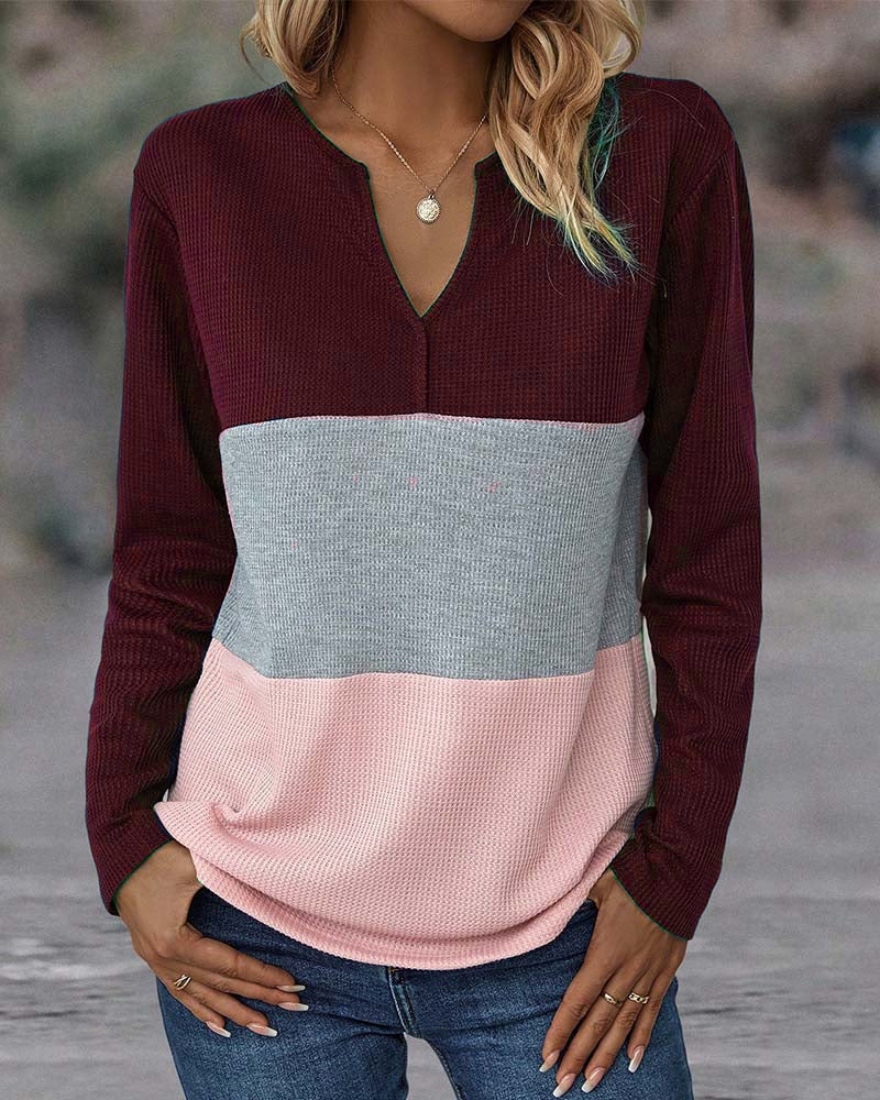 Auralith | V-Ausschnitt Farbblock Top