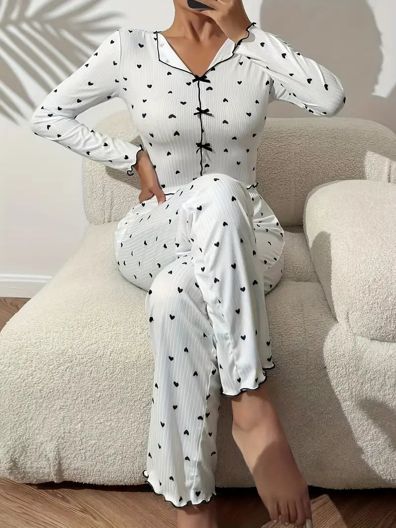 Vaelia | Geripptes Herzchen-Pyjama-Set