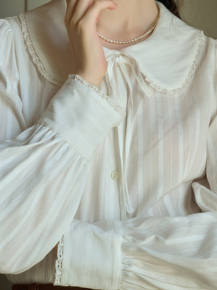 Verena | Romantische Spitzenbluse