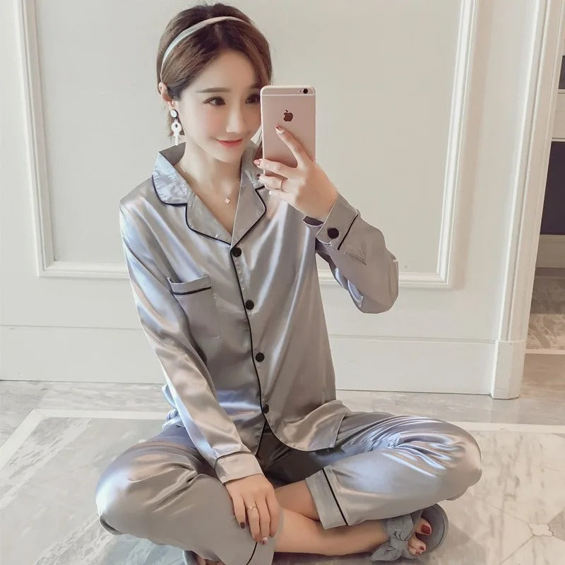 Hilaria | Seidensatin Damenpyjamas