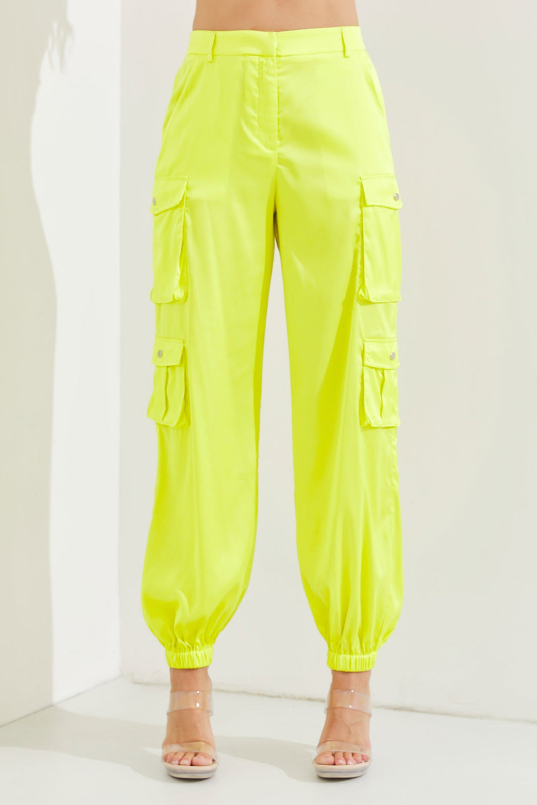 Zivara | Satin Top mit Cargo-Hose