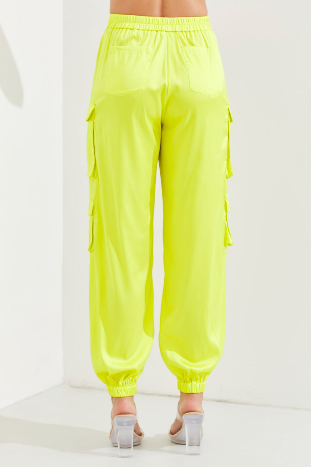 Zivara | Satin Top mit Cargo-Hose