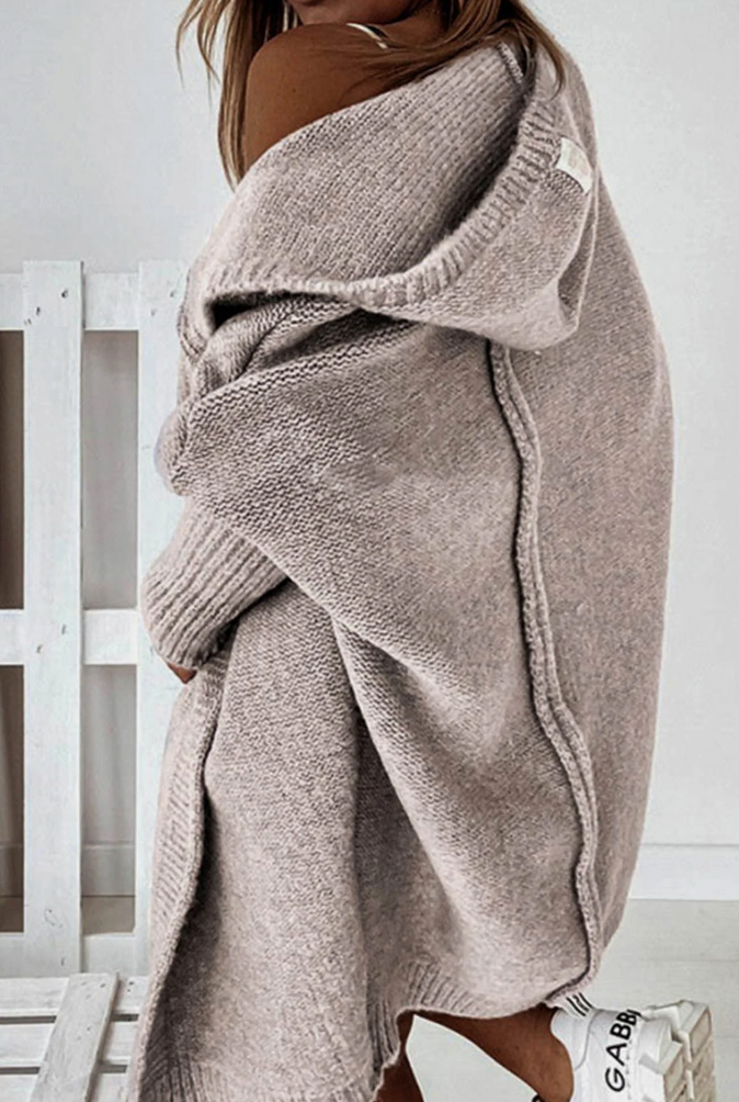 Leota | Elegante lange Strickjacke mit Kapuze für Frauen