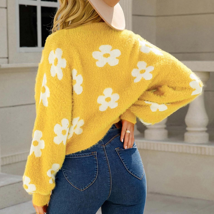 Nevaeh | Floraler Kuschelpullover mit Volants