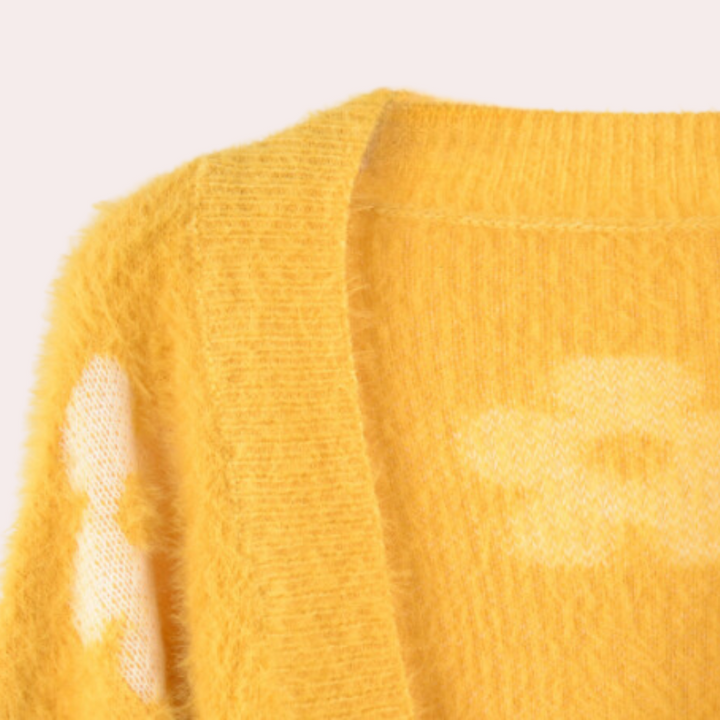 Nevaeh | Floraler Kuschelpullover mit Volants
