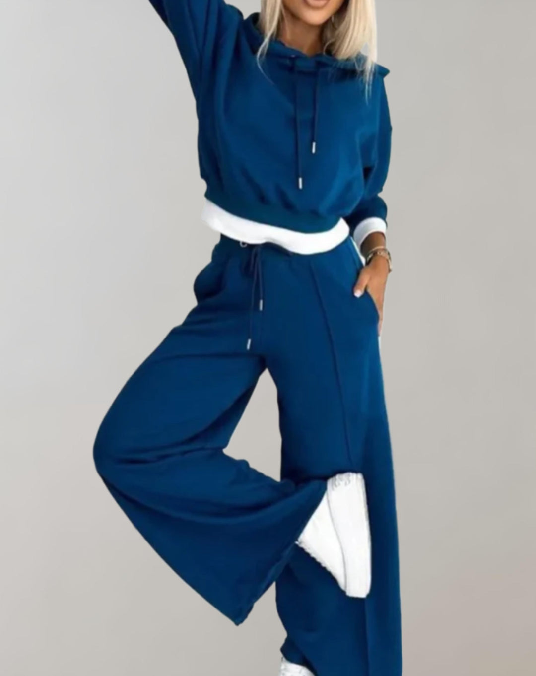 Cosette | Elegantes zweiteiliges Set mit Kapuze und weiter Hose