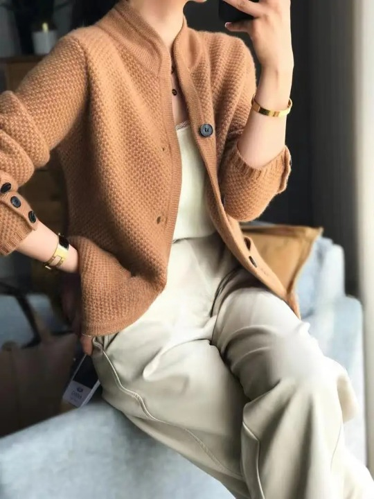 Alvarie | Strickjacke aus Luxioser wolle