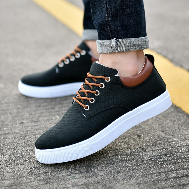 Wylan | Robuste Herren-Turnschuhe mit weißer Sohle