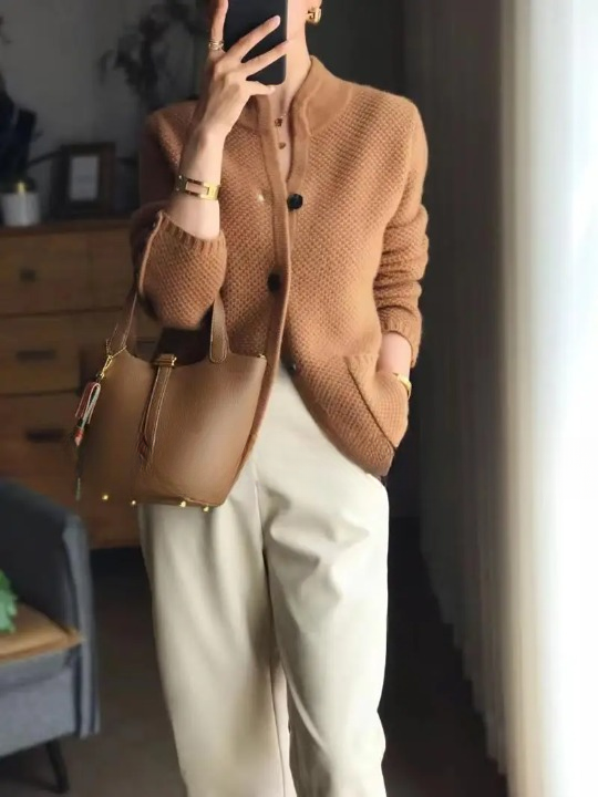 Alvarie | Strickjacke aus Luxioser wolle