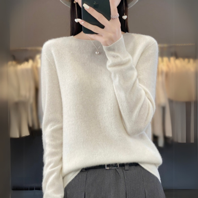 Judeth | Bequemer blauer Kaschmirpullover mit Rundhalsausschnitt aus Wolle