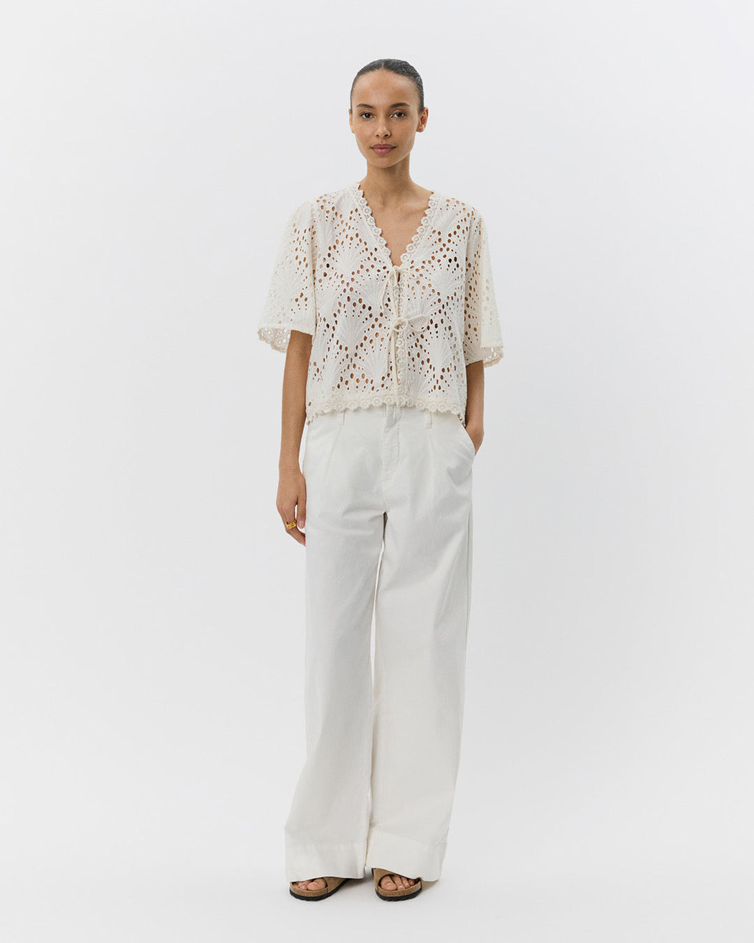 Debora | Elegante Broderie-Bluse