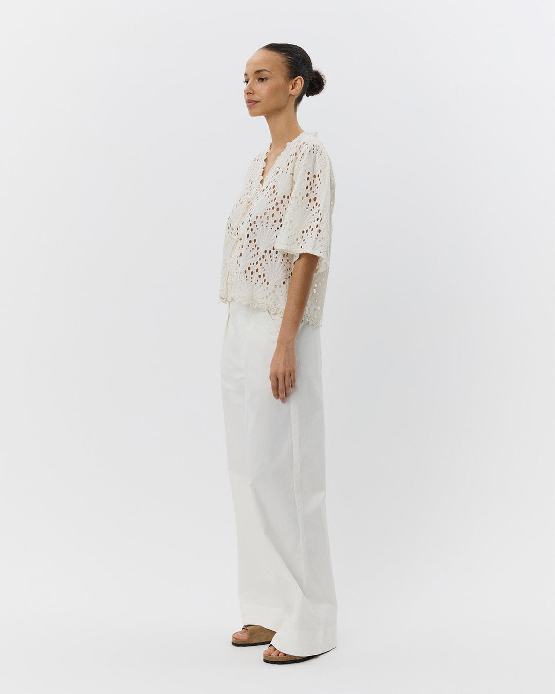 Debora | Elegante Broderie-Bluse