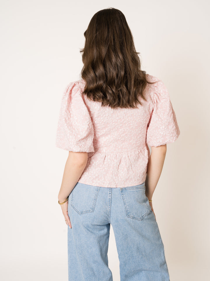 Minka | Elegante 3D-Blumenbluse