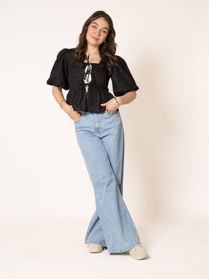 Minka | Elegante 3D-Blumenbluse