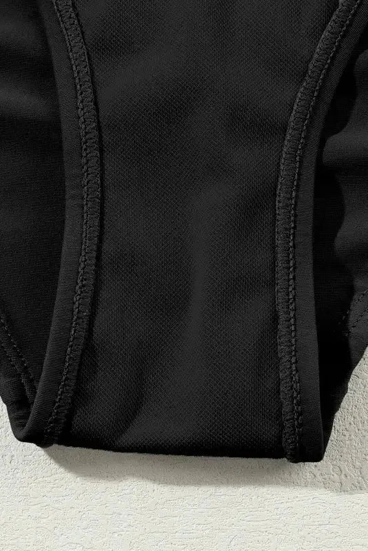 Zailara | Figurformender Badeanzug in Schwarz