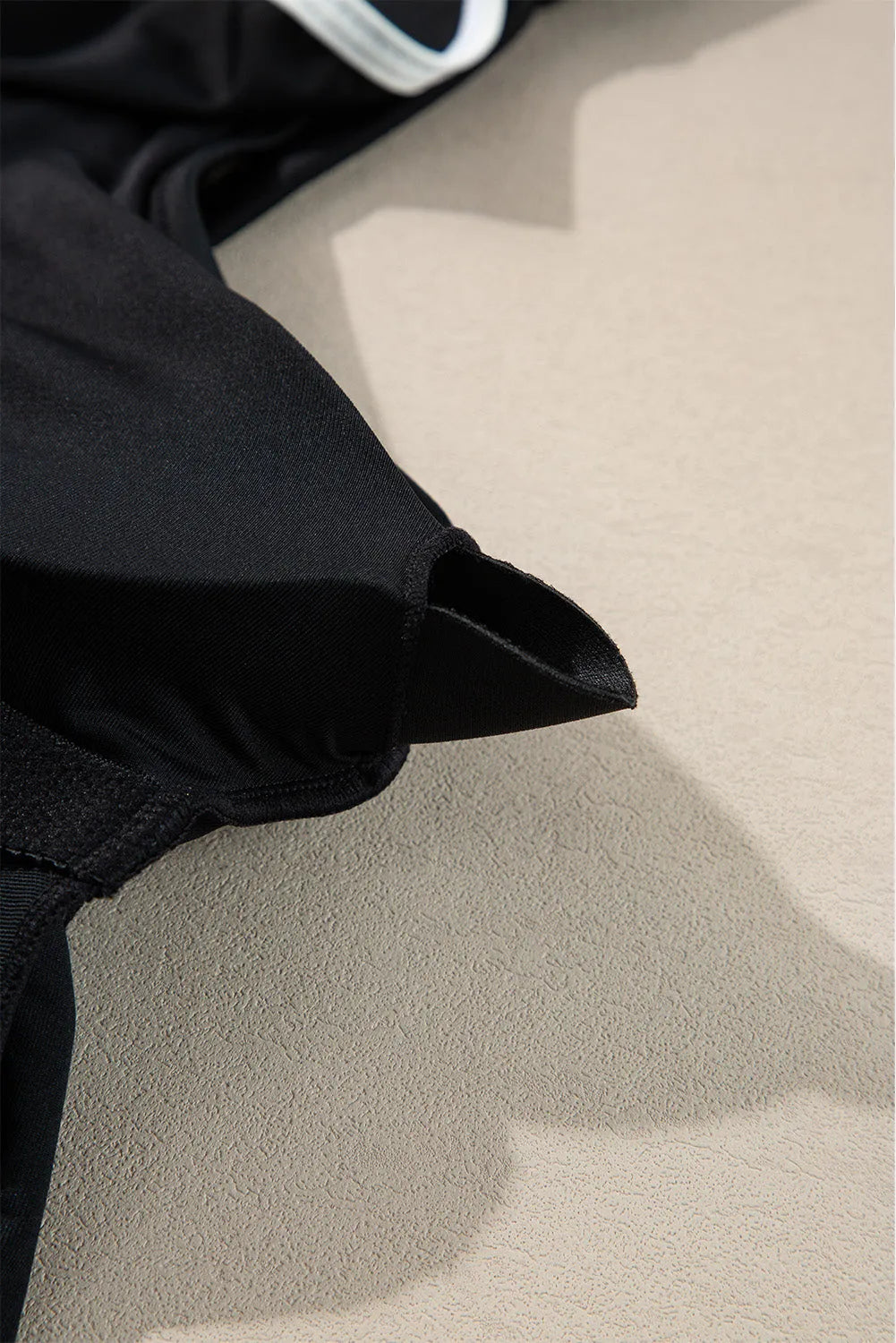 Vioneth | Eleganter Badeanzug mit Rüschen