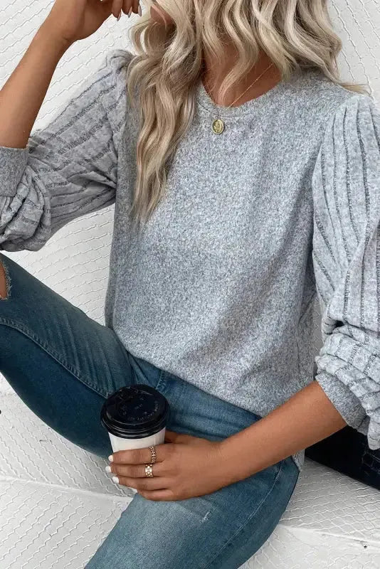 Tazira | Graues Rundhals Shirt Damen