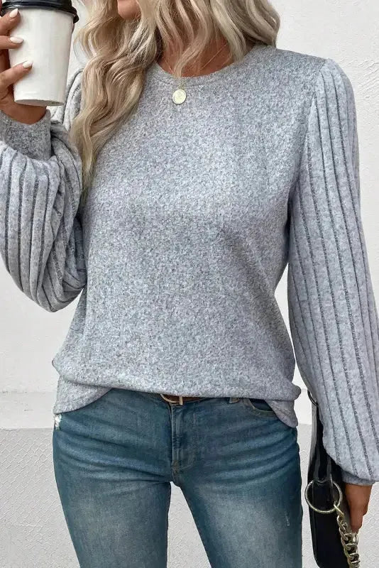 Tazira | Graues Rundhals Shirt Damen