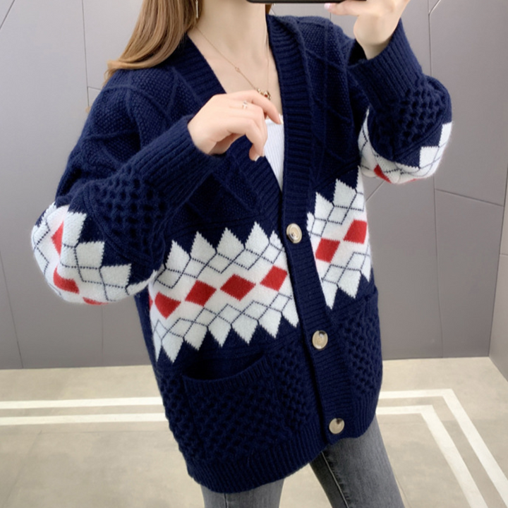 Clementia | Bequeme Strickjacke für Frauen