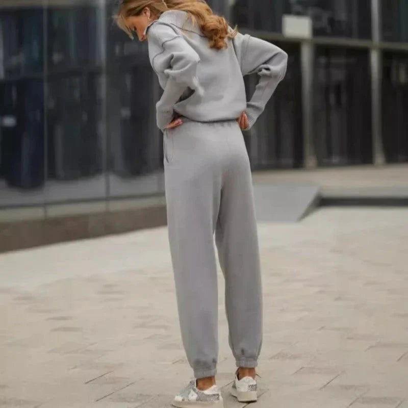 Carine | Oberteil mit halbem Revers und passender Jogger
